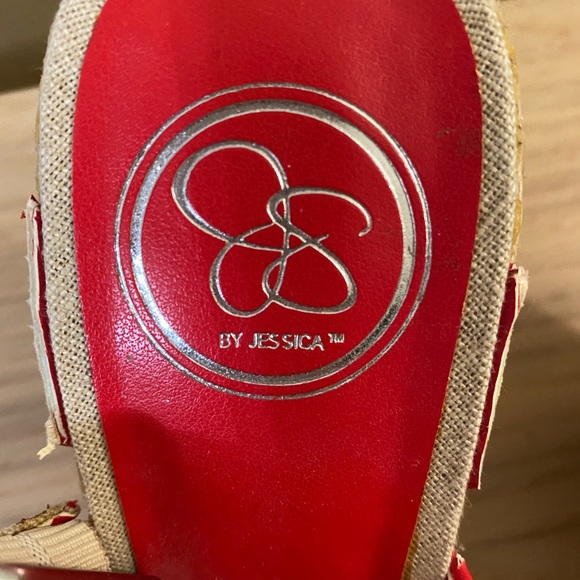 Jessica Simpson Wedge - Size 6 - Picture 7 of 10